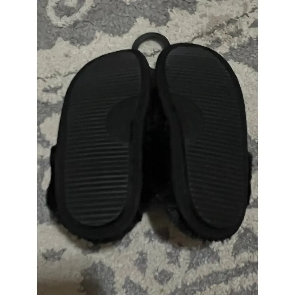 NWT❤️Black Gold Silver Star Memory Foam Cozy Slippers sz small(5-6)